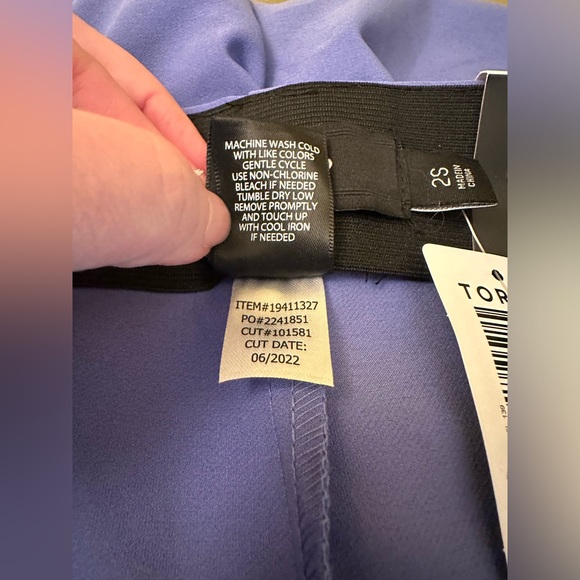 Torrid Pull On Wide Leg Studio Refined Crepe High-Rise Pant - Picture 9 of 12